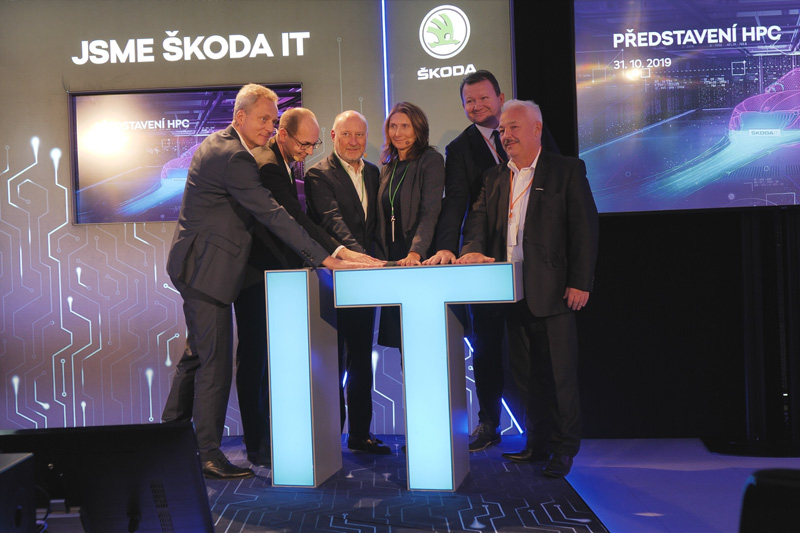 Škoda Auto spustila nejvýkonnější superpočítač v Česku